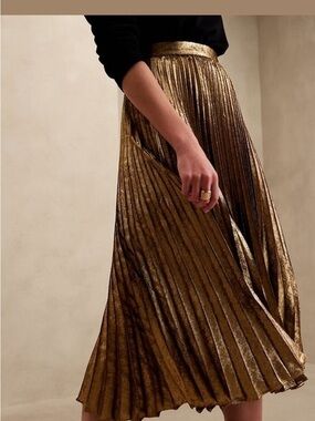 Banana Republic Metallic Gold Pleated Midi Skirt